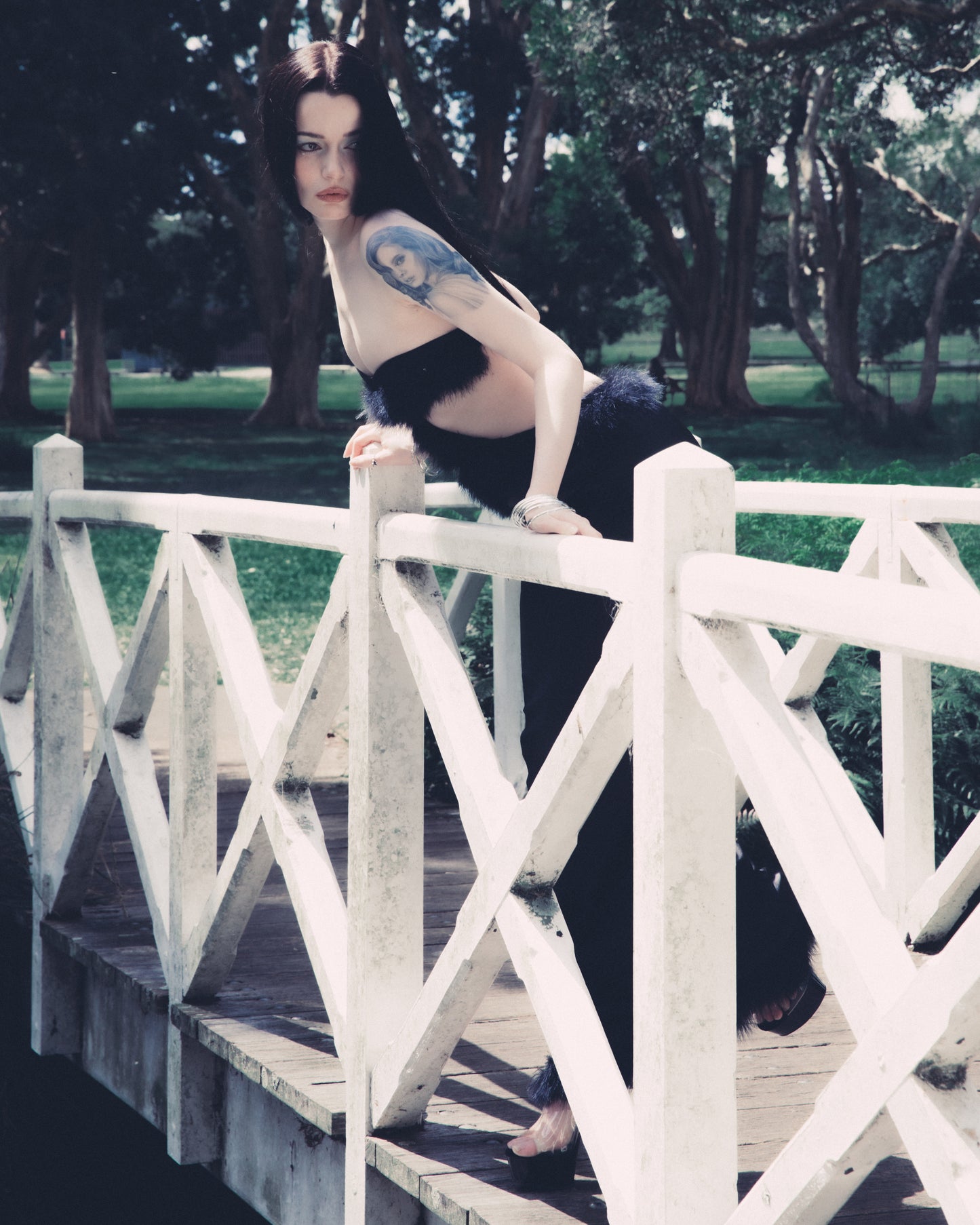 PLUME NOIRE GOWN - MARABOU